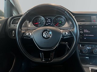 Volkswagen Golf 1.0 TSI S&V-hjul/Carplay/AdaptivF/M&K-värm