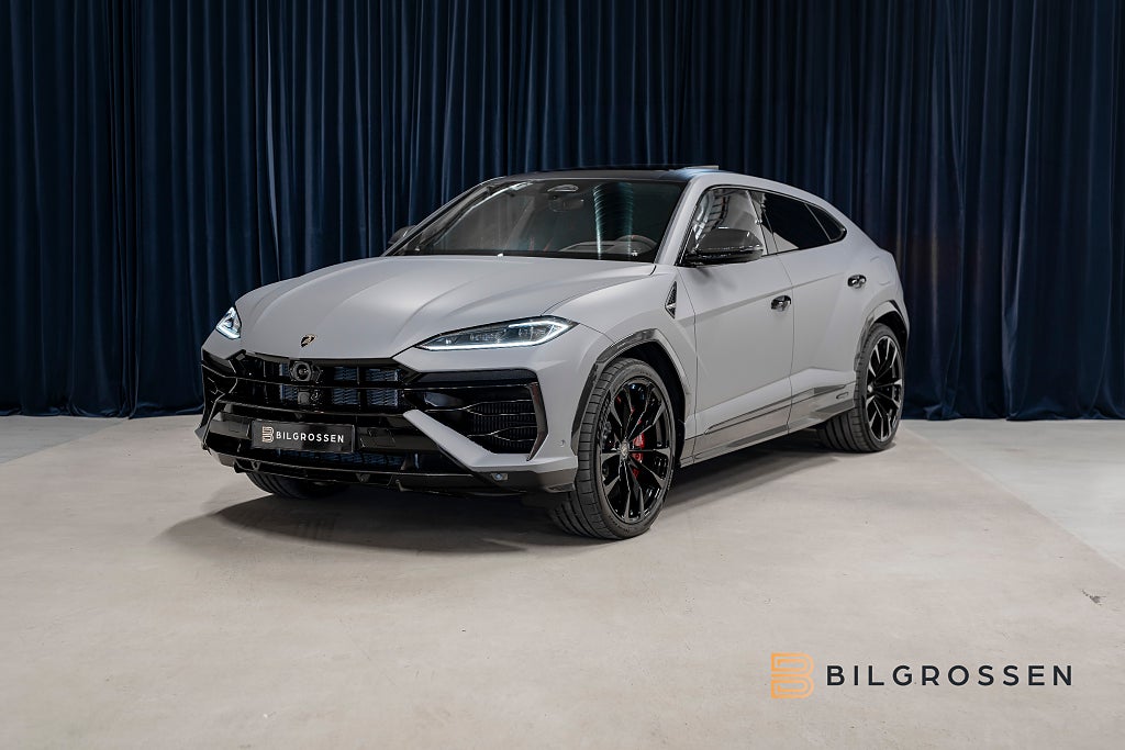 Lamborghini Urus SE Style-P Dark Big-Carbon Grigio China 23” NY