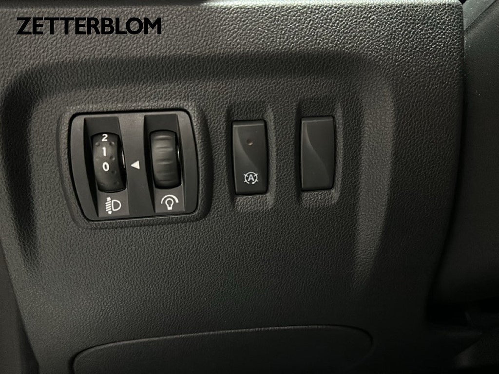 SUV Renault Captur 15 av 18