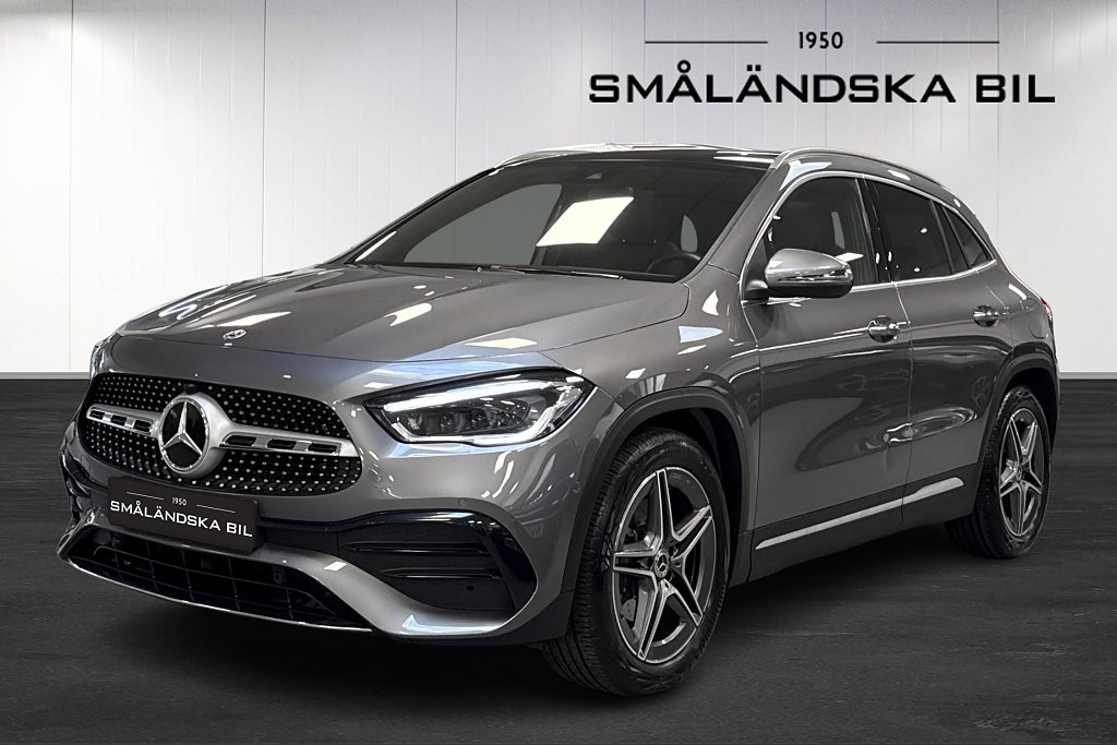 Mercedes-Benz GLA 200 AMG Line Panorama Darg 163hk 