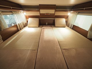 Husbil-halvintegrerad Hymer T 674 SL 16 av 19