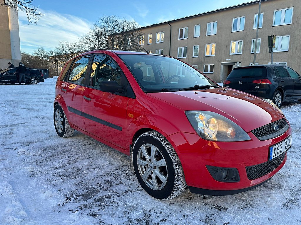 Ford Fiesta 5-dörrar 1.4 Euro 4