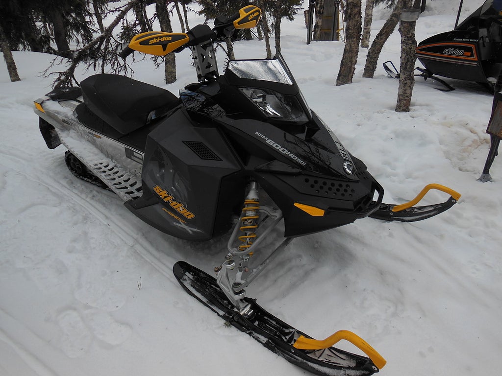 Ski-Doo MXZ 600 SDI 