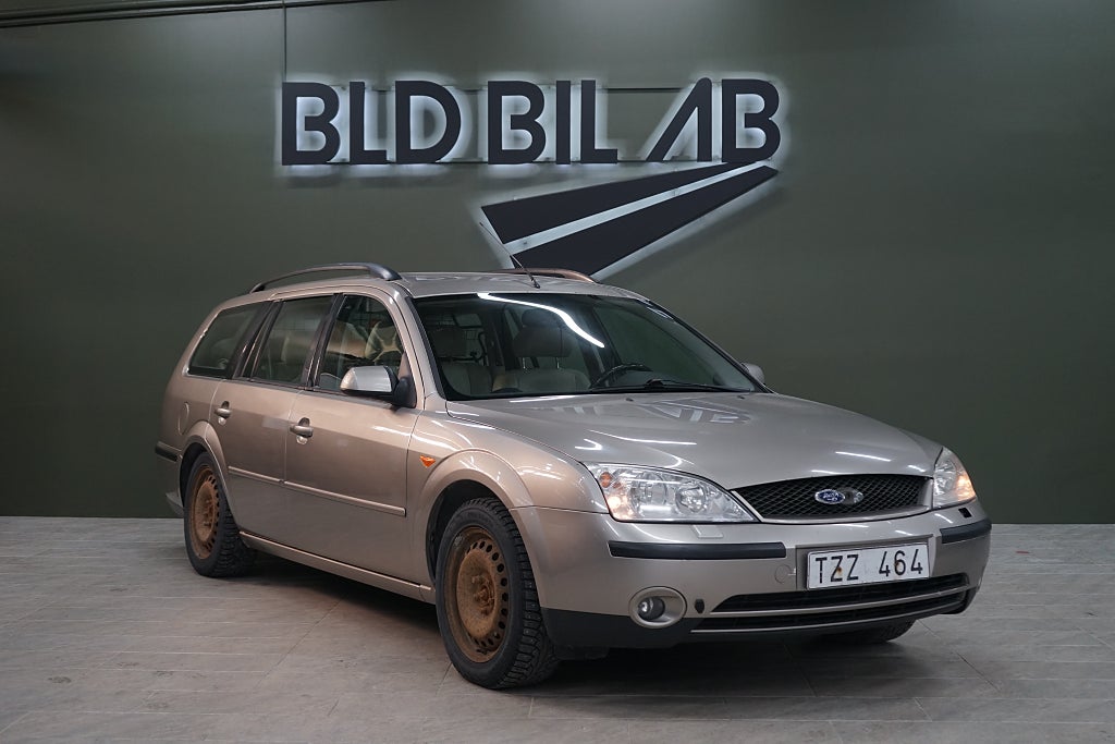Ford Mondeo Kombi 2.0 Skinn Motorvärmare 145hk 