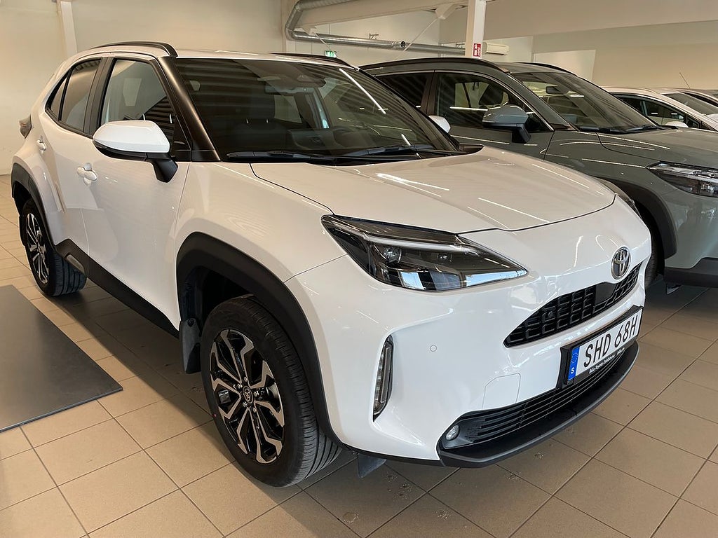 Toyota Yaris Cross YARIS CROSS 1,5 HYBRID 115 ACTIVE PLUS...