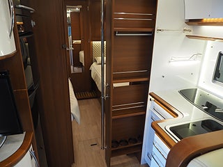 Husbil-integrerad Rapido S 11 i 165 Distinction 9 av 27