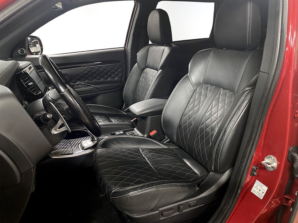 Bild på Mitsubishi Outlander Business PHEV 224hk Aut B-KAMERA DRAG ELSTOL