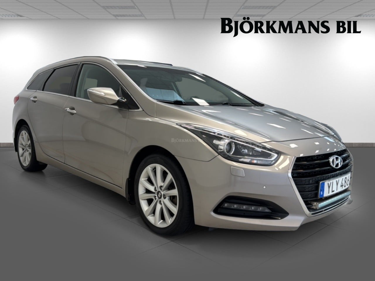 Hyundai i40 1.7 CRDi DCT AUTOMAT 141HK 2017, bild 3/10