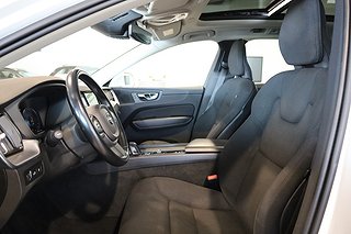 SUV Volvo XC60 13 av 28