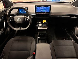 MG 4 Electric 51 kWh Värmare/MOMS/SoV-däck/35 mil räckvidd