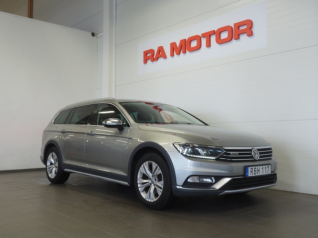 Volkswagen Passat Alltrack 2.0 TDI 4Motion 190hk Alltrack Drag Kamera D-Vär 2017