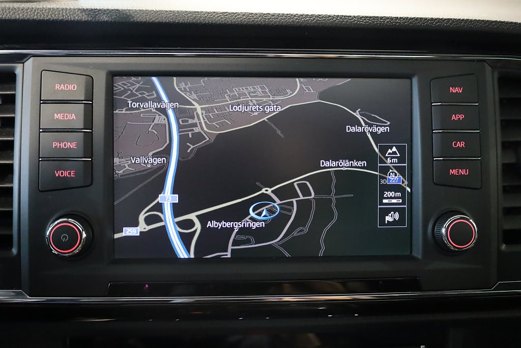 Seat Ateca 1.5 TSI AUT Xcellence Värmare Kamera Navi  Panorama 2019