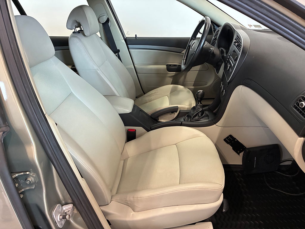 SAAB 9-3 SPORTCOMBI 1.8T 150 ch 4X2 BVM BIOPOWER ETHANOL LINEAR - PRÉCHAUFFAGE - ATTELAGE - 176200 km