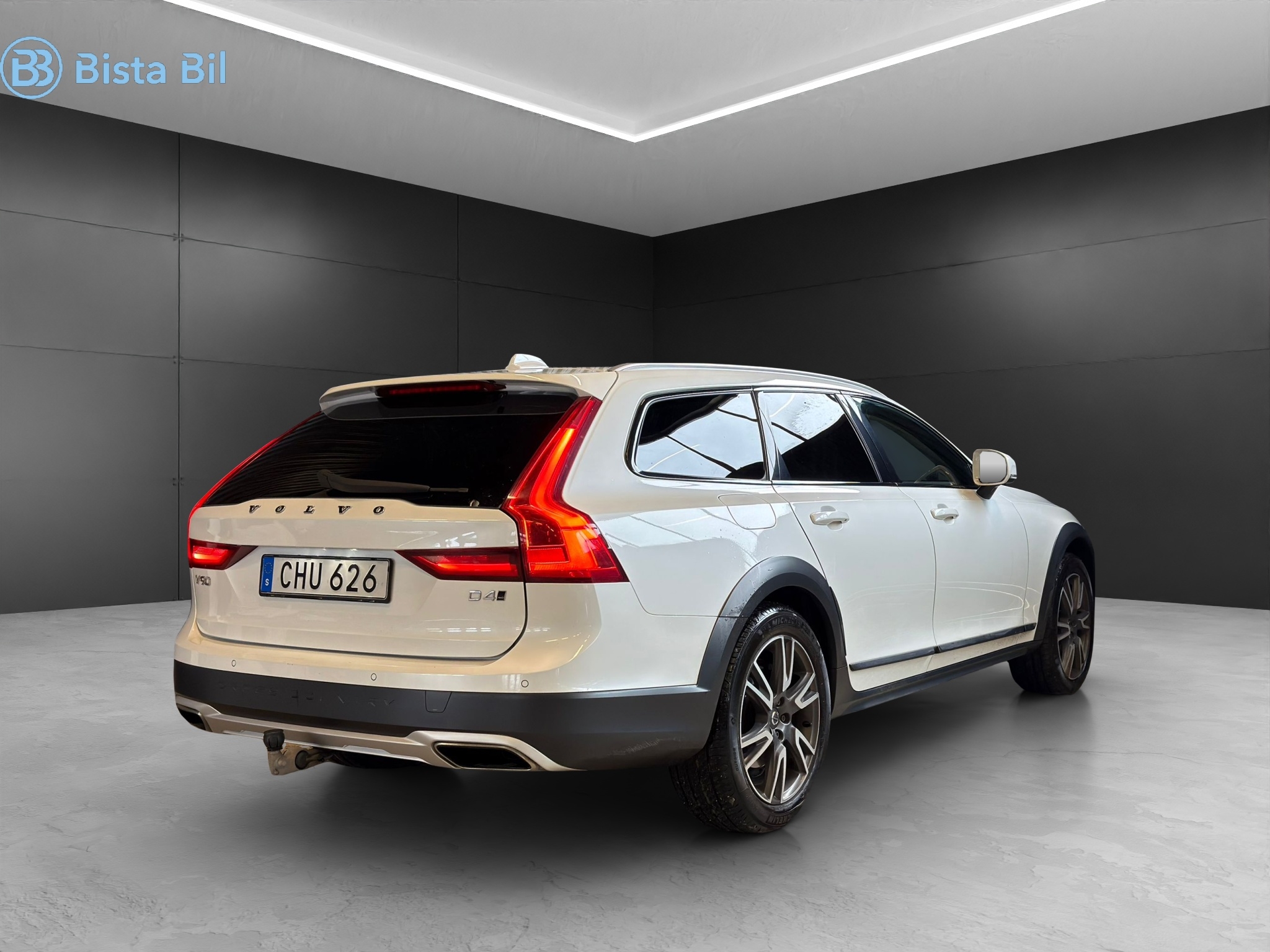 Volvo V90 Cross Country 2018, kuva 2/40