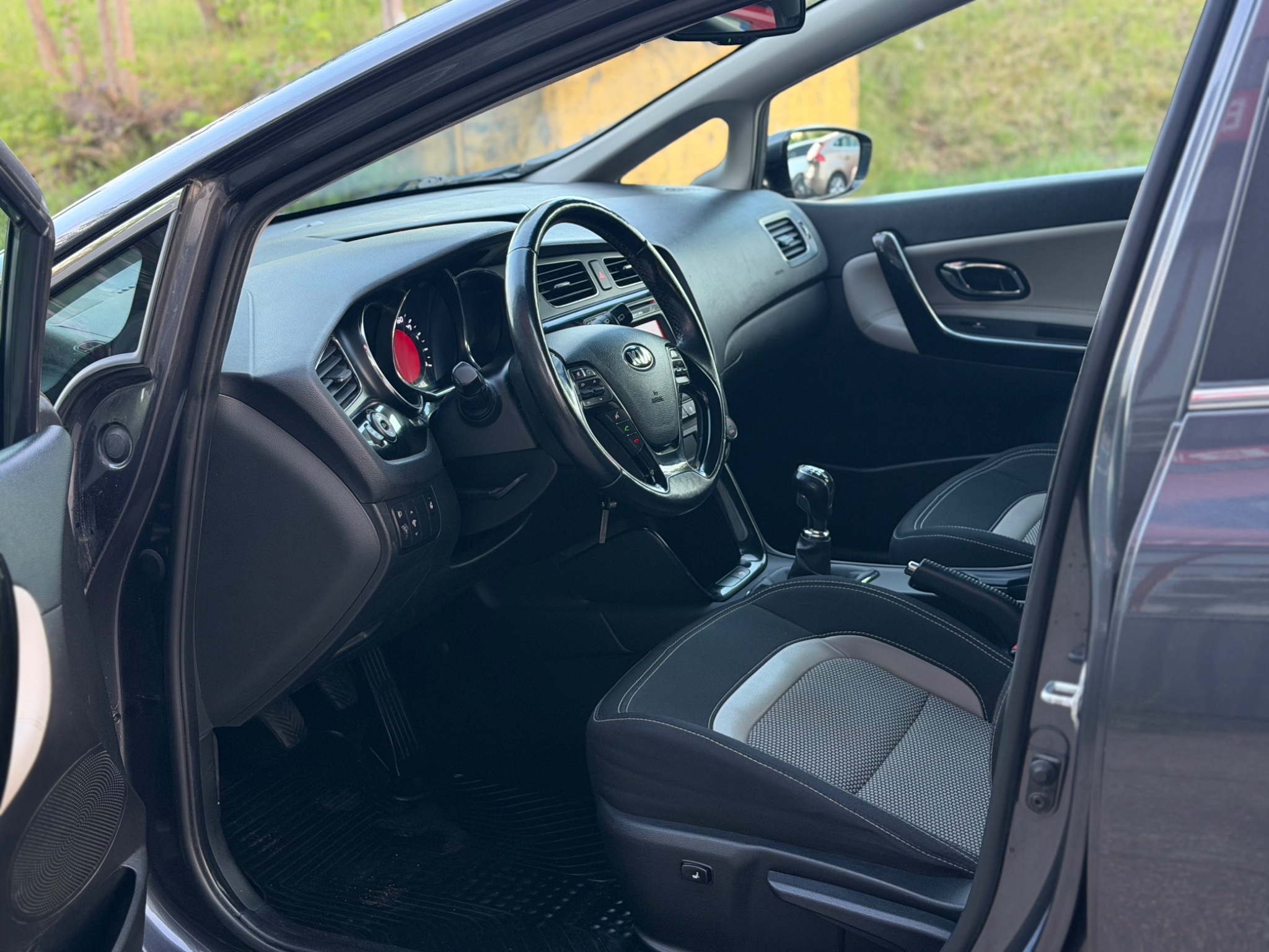 Kia Ceed 2013, bild 6/36