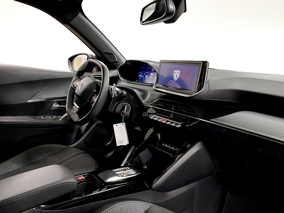 Bild på Peugeot 2008 Allure 1.2 PT 130hk Aut B-KAMERA CARPLAY