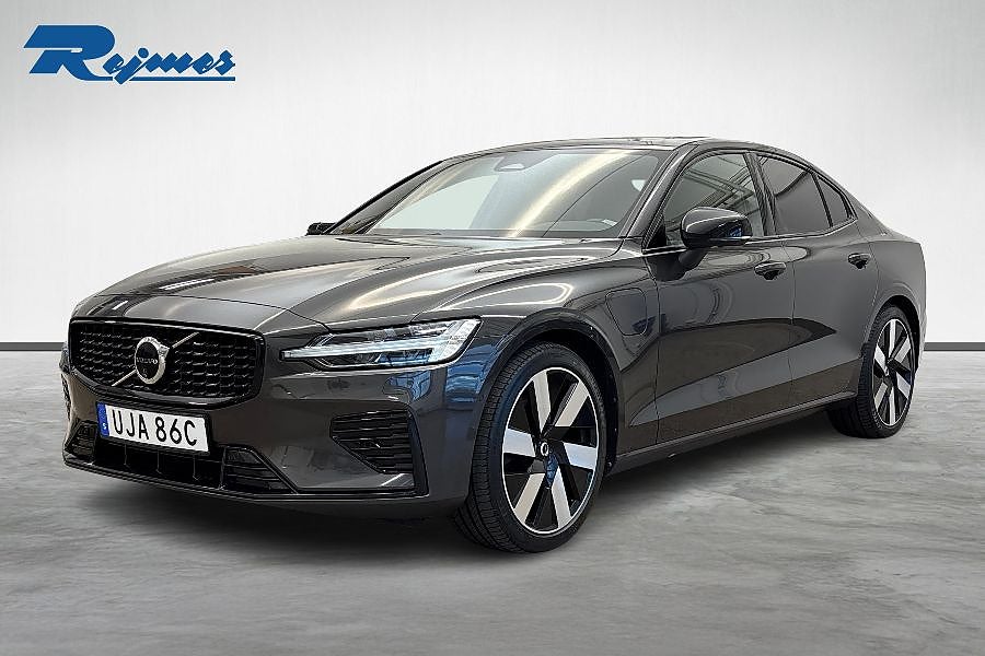 Volvo S60 Recharge T6 II Plus Dark