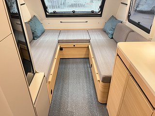 Husvagn, 1-axl Adria ACTION 391 LH 12 av 20