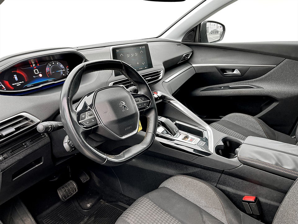 Bild på Peugeot 5008 Active 1.2 PT 130hk Aut VÄRMARE DRAG