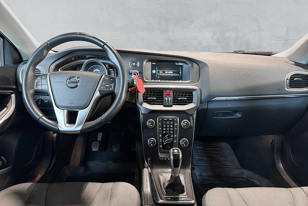 Volvo V40 Cross Country D2 Momentum Fullservad Välvårdad VOC