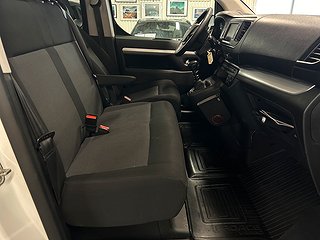 Toyota Proace Verso 1.5 D-4D 9-sits/Drag/S&V-däck/M-värmare
