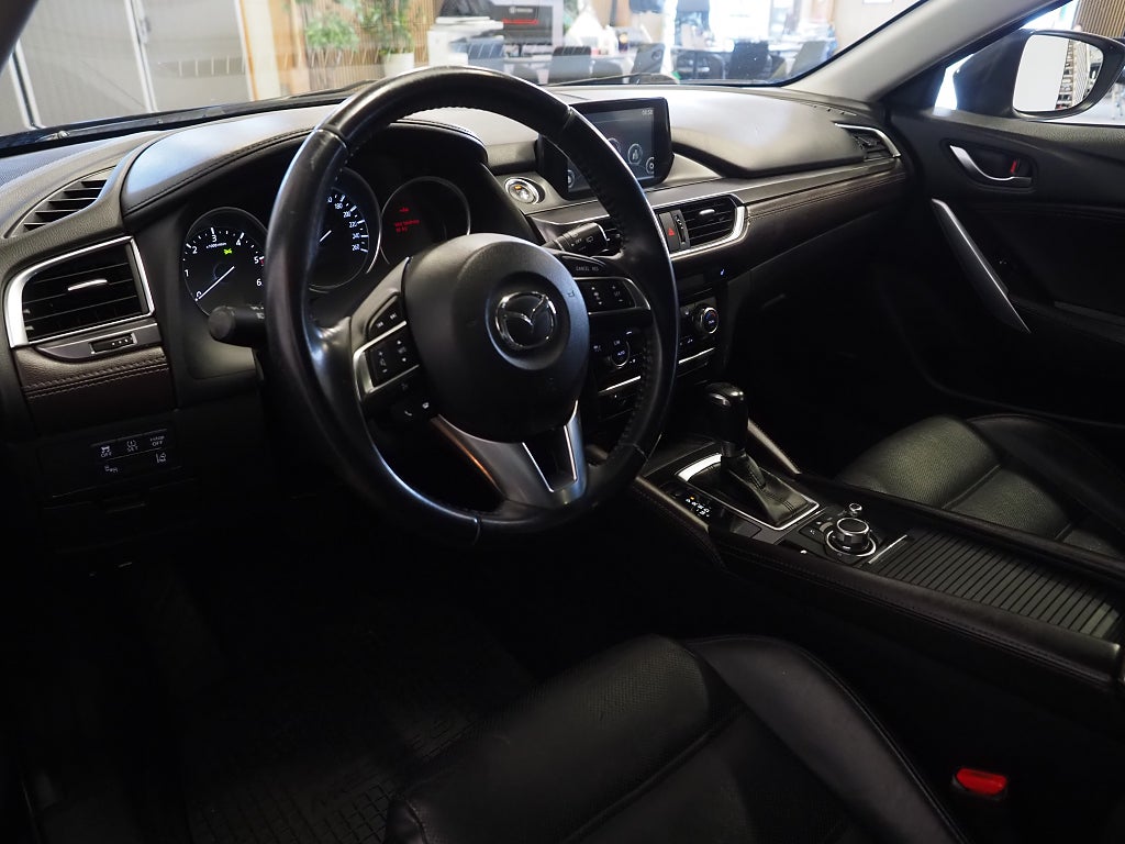 Mazda 6 2.2 175hk SKYACTIV-D AWD Optimum | Drag | HUD | Kamera 2015