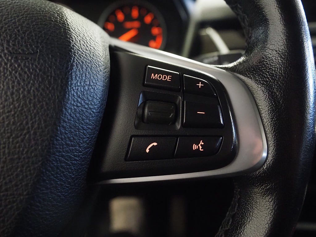 BMW 218 d 150hk Active Tourer  Sport line | Backkamera | Navi |