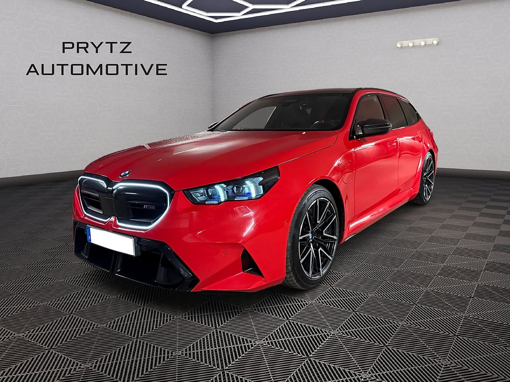BMW M5 Touring Kolfiber Individual 1 Ägare Leasbar OBS SPEC 