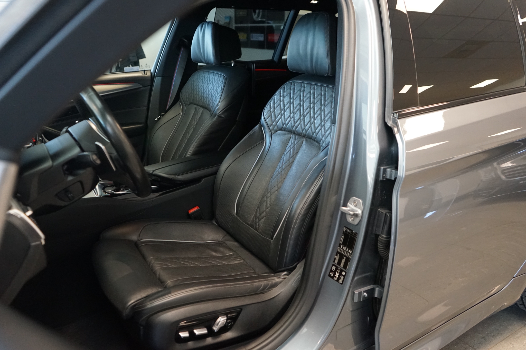 BMW M550d 2018, bild 5/60