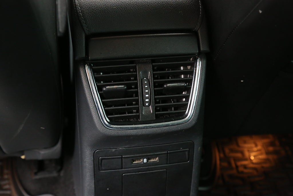 Skoda Octavia 1,4 TSI 150hk Style DSG Kombi Premiumpkt Webasto Drag 2018