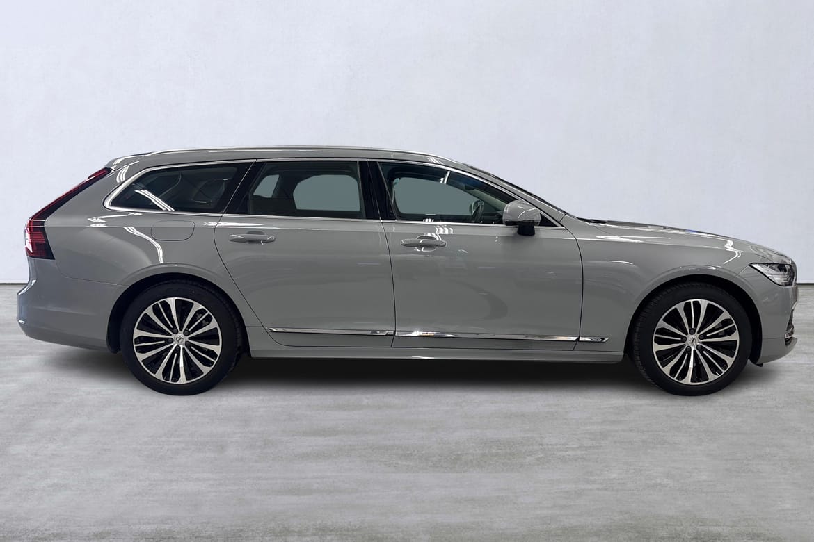 Volvo V90 T6 Core Bright 2025, bild 3/10