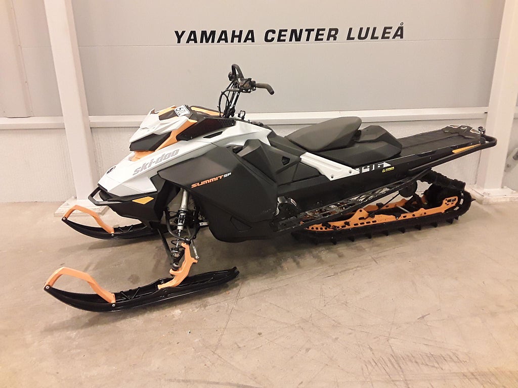 Ski-Doo Summit SP 850 146