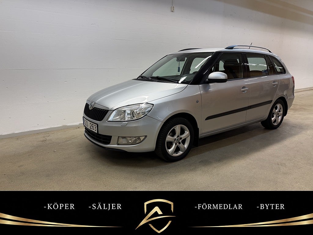Skoda Fabia Kombi 1.2 TSI Elegance Nyservad Dragkrok