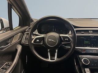 Jaguar I-Pace EV400 AWD MOMS Black edt Luftfj Pvärme 360°kam HuD S&V – bild 9