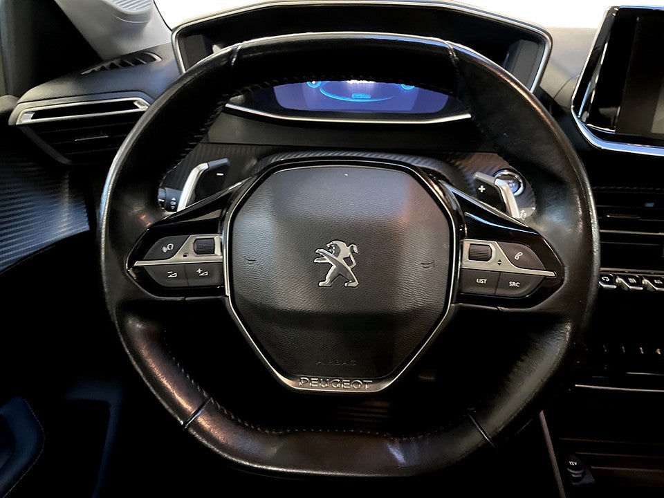 Bild på Peugeot 208 Allure 1.2 PT 100hk Aut - B-KAMERA, PANO