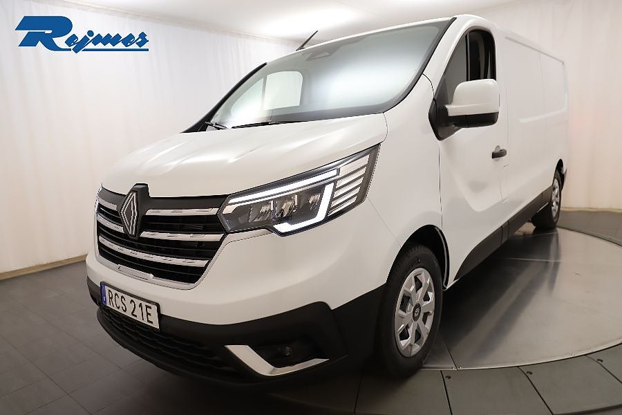Renault trafic III Skåp Nordic L2H1 150 A (9-växlad) värmare med fjärr
