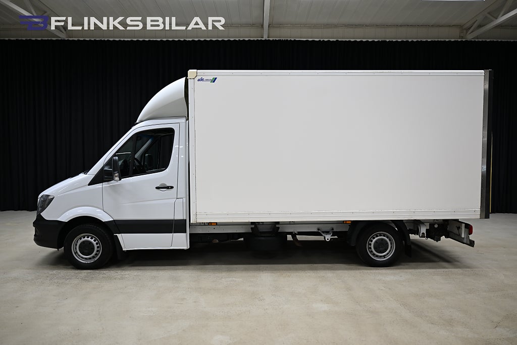 Mercedes-Benz Sprinter 316 Automat|Volymskåp|BG-Lyft|Sidodörr|Backkamera|Moms