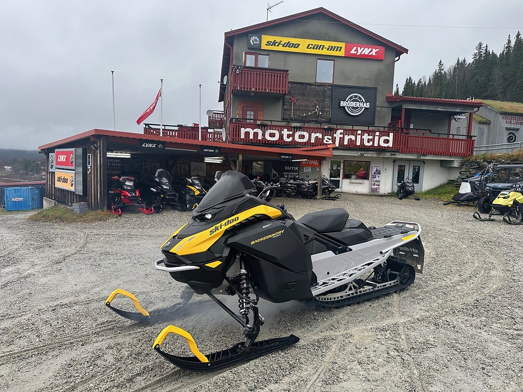 Ski-Doo Backcountry Sport 600 EFI -26 