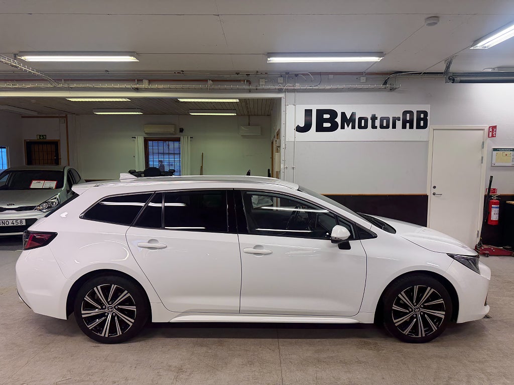 Toyota Corolla Touring Sports Hybrid e-CVT Style Euro 6