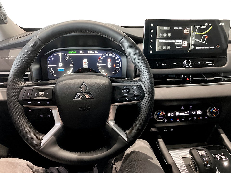 Bild på Mitsubishi Outlander Instyle PHEV - DEMO