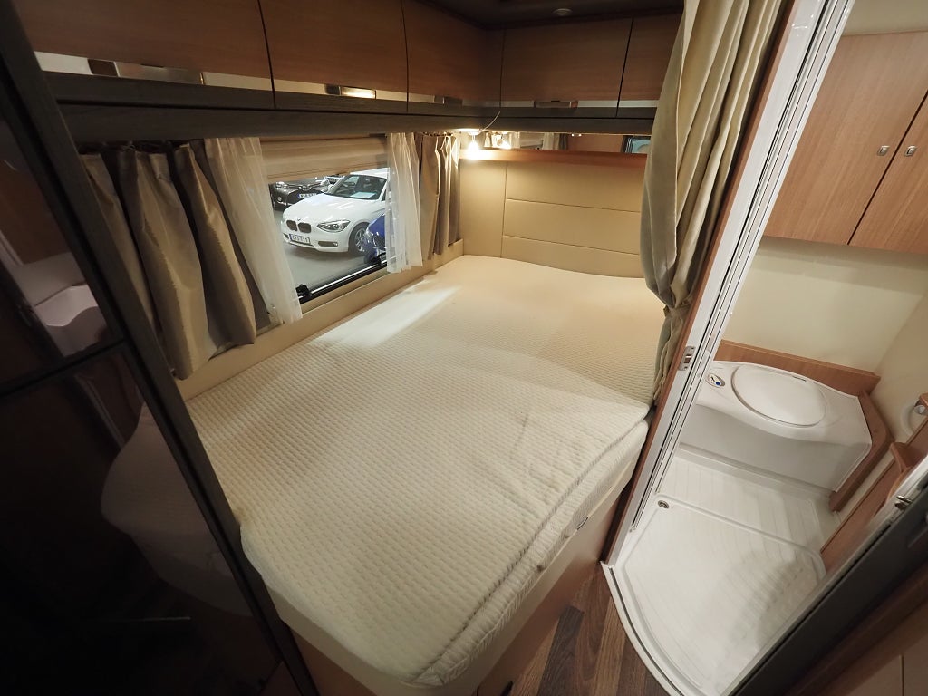 Knaus Sky Wave 650 MF | Taksäng | Markis | B-kamera | 3850kg