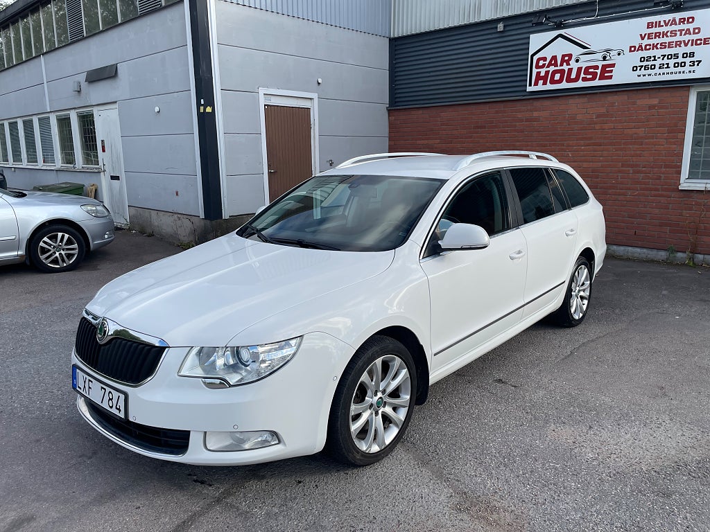 Skoda Superb Kombi 2.0 TDI Elegance Euro 5/Drag/Ränta 1,95%