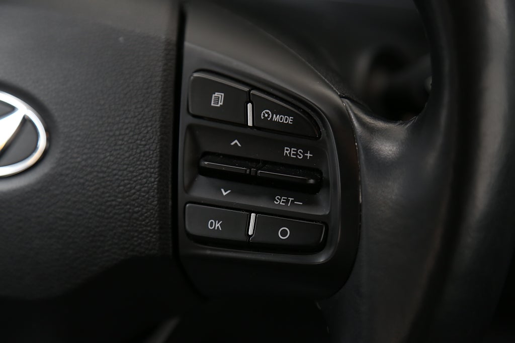 Hyundai i10 1,0 blue 67hk Essential 5D CarPlay 2020