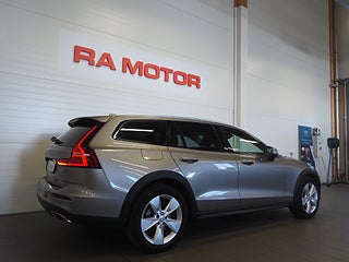 Kombi Volvo V60 Cross Country 5 av 24