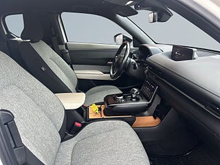 Mazda MX-30 e-Skyactiv EV SoV-Däck/Kamera/Psens/Navi/Rattvärme/HuD – bild 10