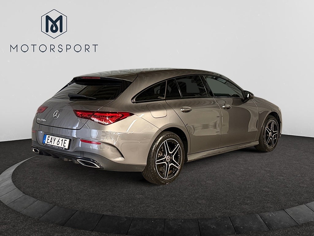 Mercedes-Benz CLA 250 e Shooting Brake AMG Line Adapt- fart Pano Bkamera bild 7