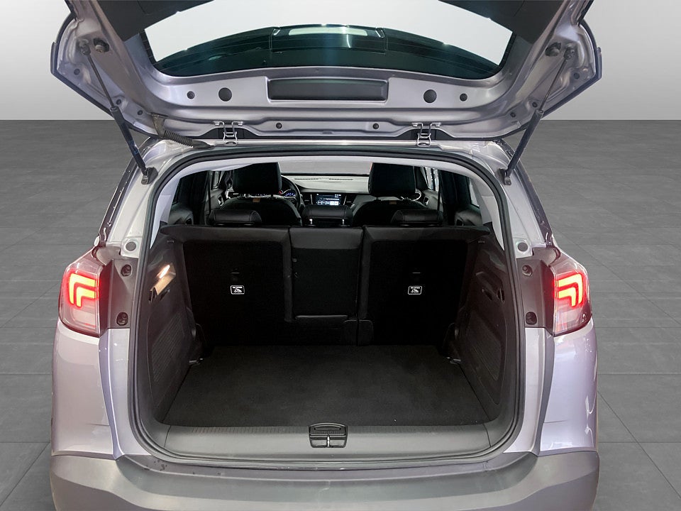 Bild på Opel Crossland X Ultimate 1.2 PT 130 Aut BACKKAMERA KEYLESS