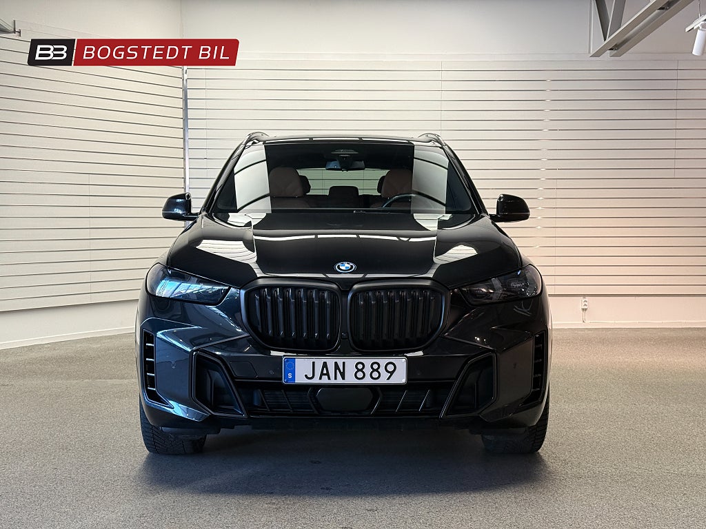 BMW X5 xDrive 50e 490hk M-Sport | Innovation | Drag