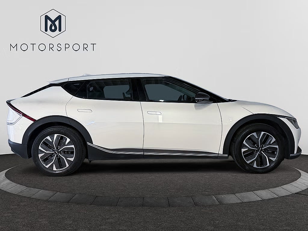 Kia EV6 77.4 kWh Dragkrok Adapt-fart Backkamera Rattvärme bild 6