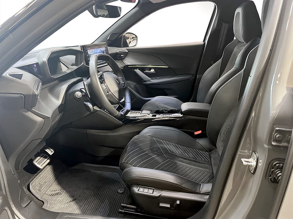 Bild på Peugeot 2008 GT 1.2 PT Aut B-KAMERA EN ÄGARE 130hk